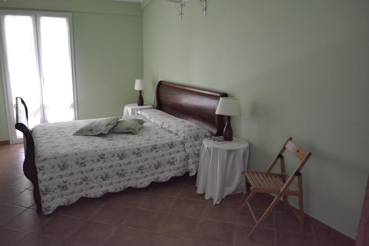 La Tenuta Del Giglio Villa Tavullia Bilik gambar